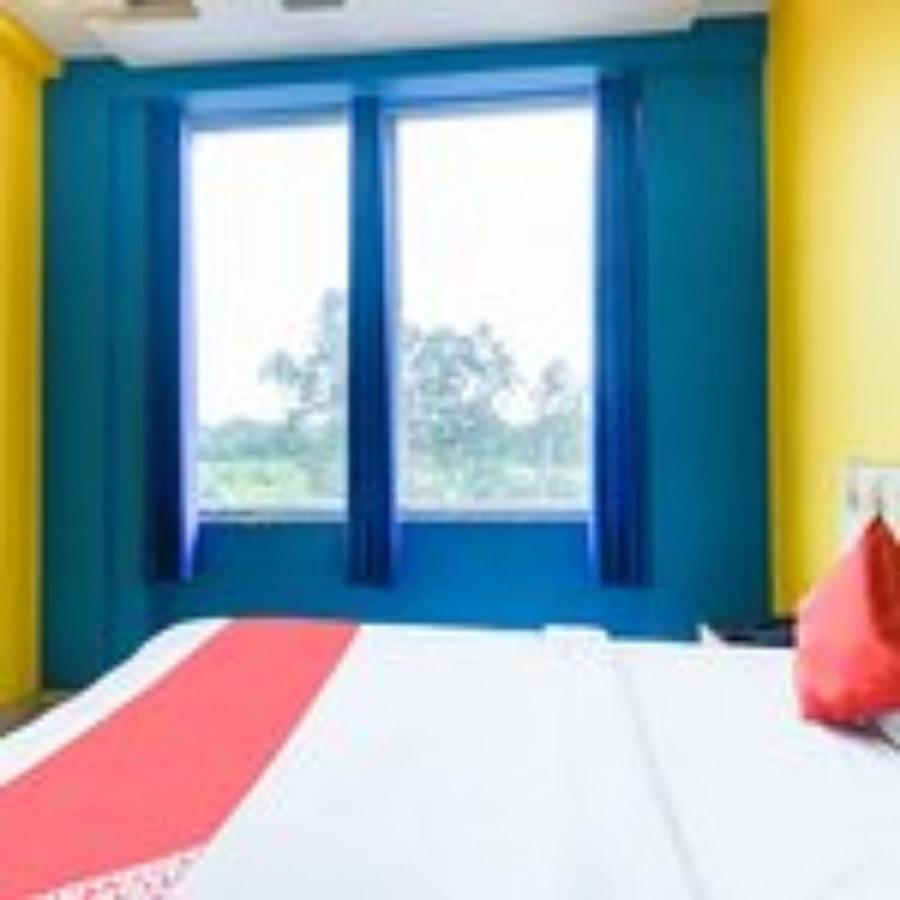 Staymaker Royal Galaxy Durgāpur Dış mekan fotoğraf